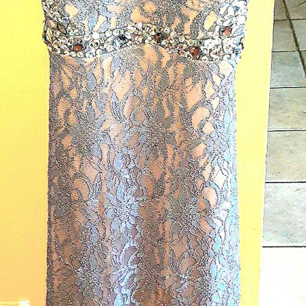 Prom Pretty!! - Picture 2 of 6